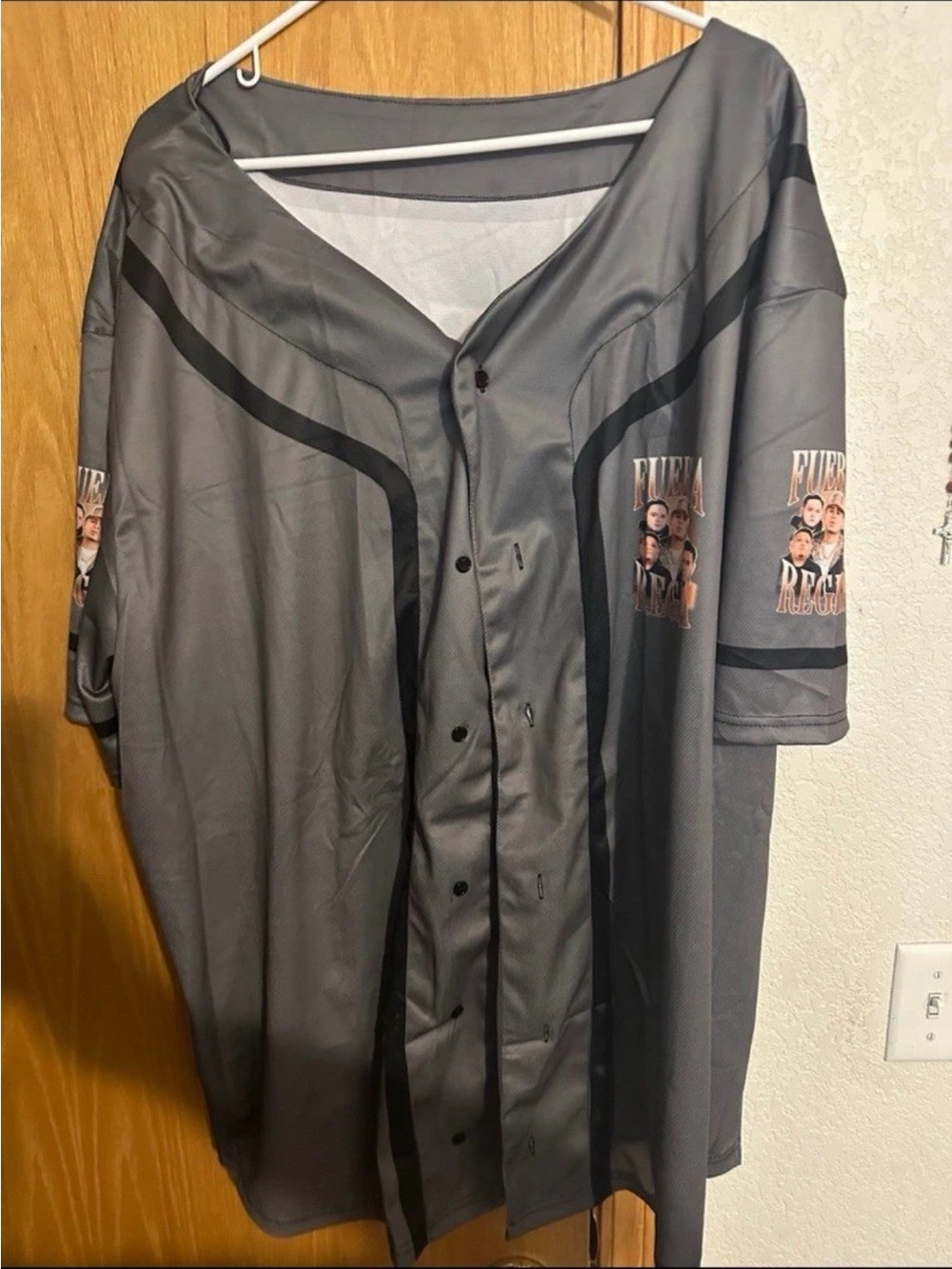 Fuerza Regina Shirt Men 2xl Free Shipping Baseball Concert Worn Once Grey Gray